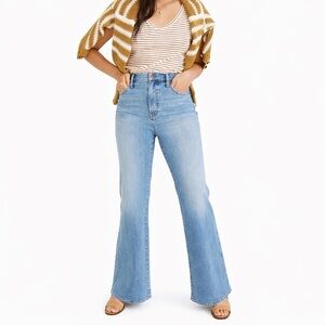 Madewell 26x32 11” high rise flare jeans Caine wash 0467 light blue bell bottom
